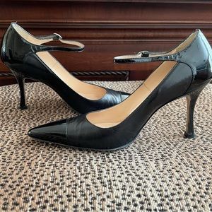 Manilow Blanik Pumps